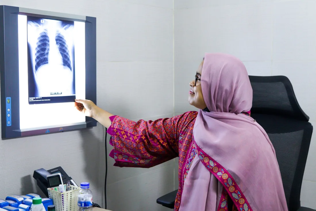 Dr. Ferdous Ara Jenny — chest x-ray review